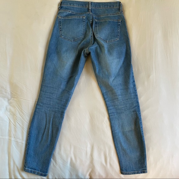 Everlane The High-Rise Skinny Jean - Mid Blue - Picture 5 of 8